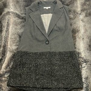 CAbi long vest